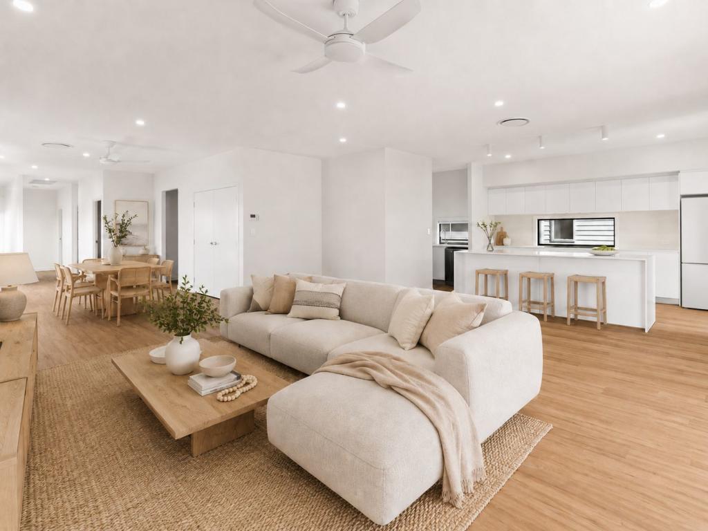 5 Chirn Cres, Labrador, QLD 4215