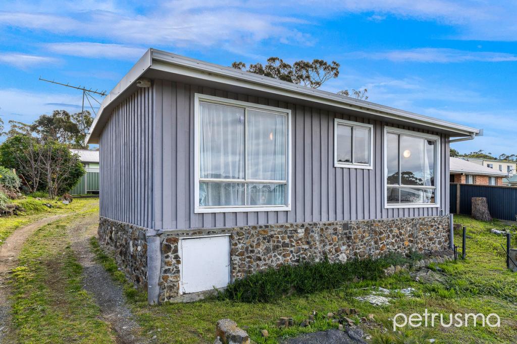 11 Moonar St, Carlton, TAS 7173