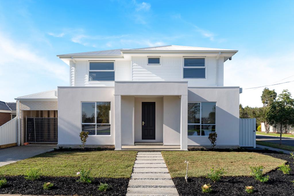 128 Carrick Dr, Gladstone Park, VIC 3043
