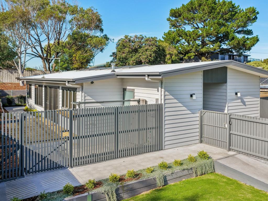 6 Moonah St, Cape Paterson, VIC 3995