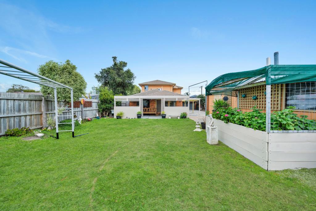 4 Falcon Ct, Carrum Downs, VIC 3201