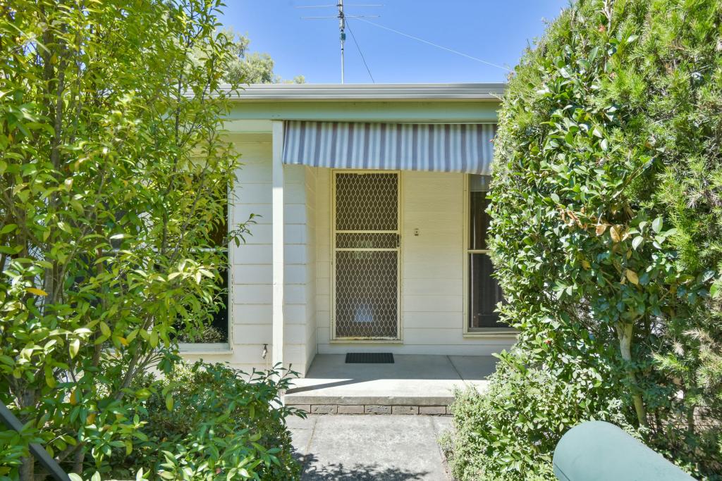 208 Ligar St, Soldiers Hill, VIC 3350