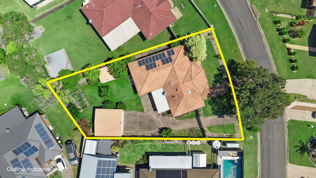 8 Hyperno Rd, Point Vernon, QLD 4655