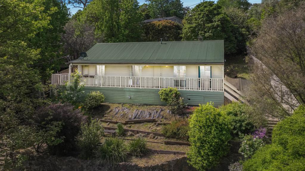 1349 BURWOOD HWY, UPPER FERNTREE GULLY, VIC 3156