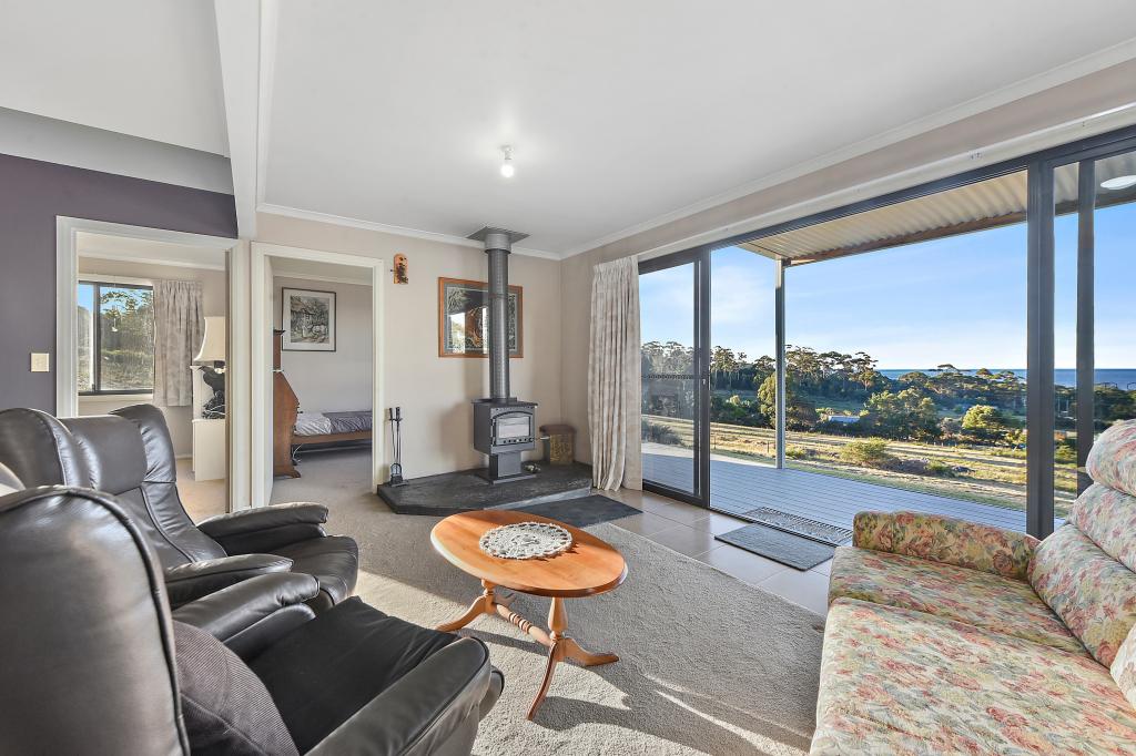 3 Lehner Cres, Bicheno, TAS 7215