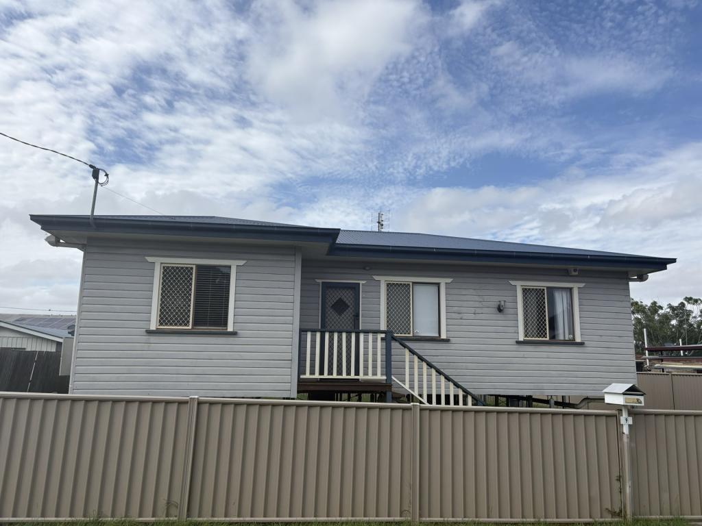 9 Henry St, Kingaroy, QLD 4610