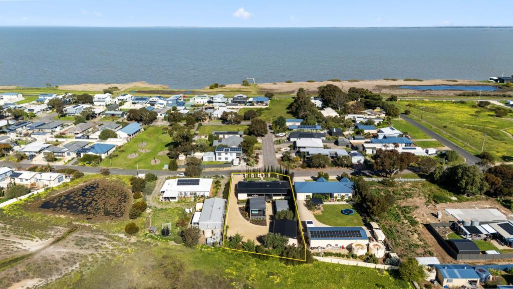 1 Marion St, Milang, SA 5256