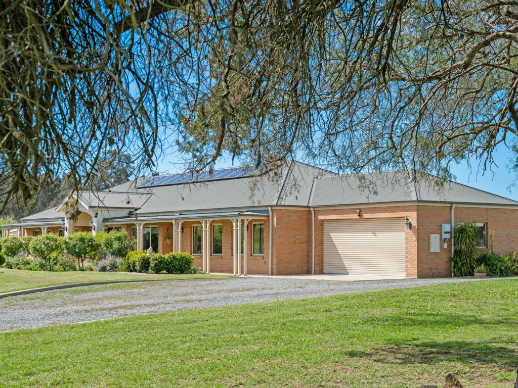 2 Killarney Dr, Swan Reach, VIC 3903