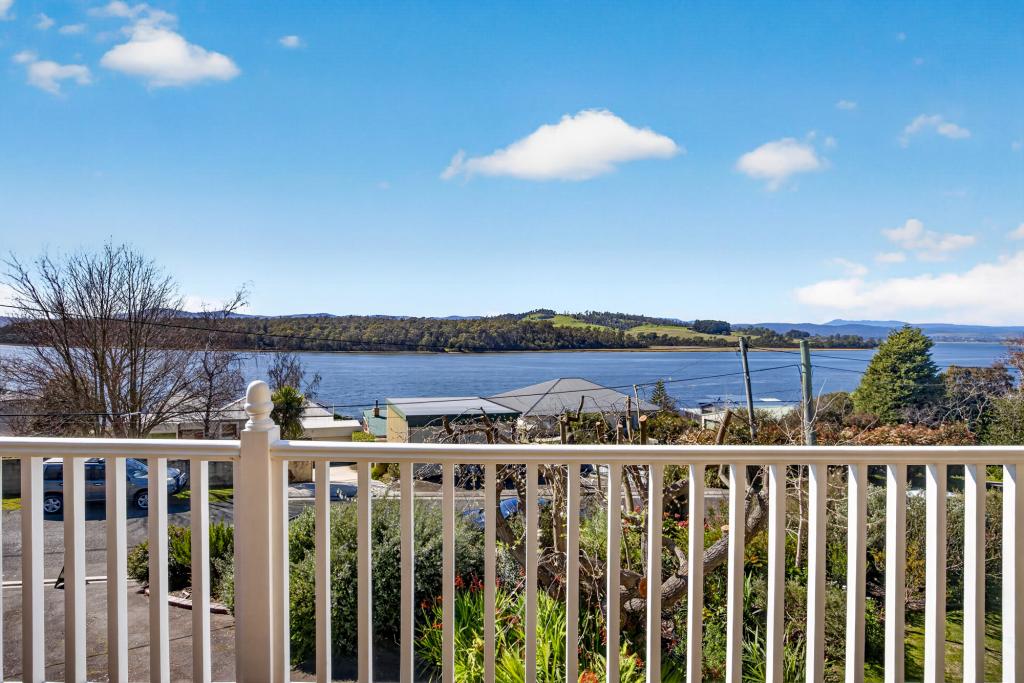 12a Paringa Ave, Lanena, TAS 7275