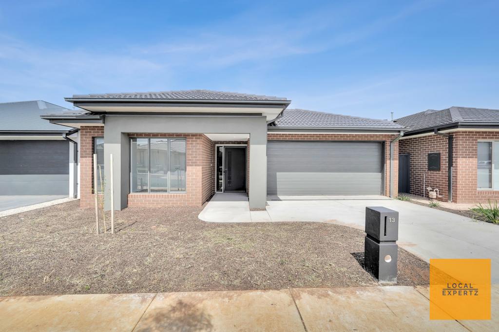 13 Cobungra Rd, Weir Views, VIC 3338