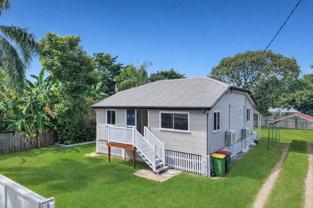 56 Ross River Rd, Mundingburra, QLD 4812