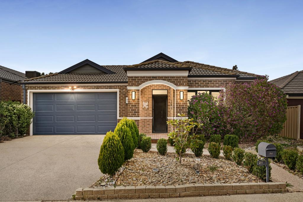 21 Aberfeldie Way, Caroline Springs, VIC 3023