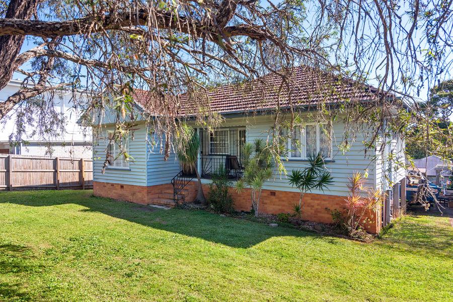 81 Ellington St, Tarragindi, QLD 4121