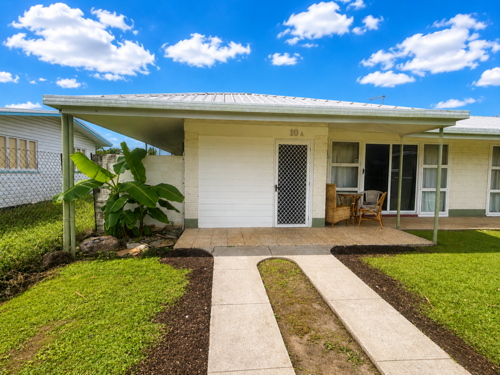 10a Frangipanni St, White Rock, QLD 4868