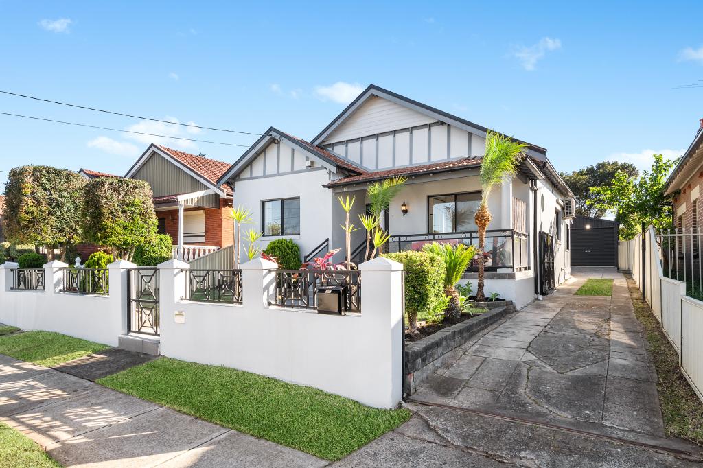 81 Dennis St, Lakemba, NSW 2195