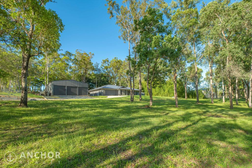 6 Megan Rd, Southside, QLD 4570