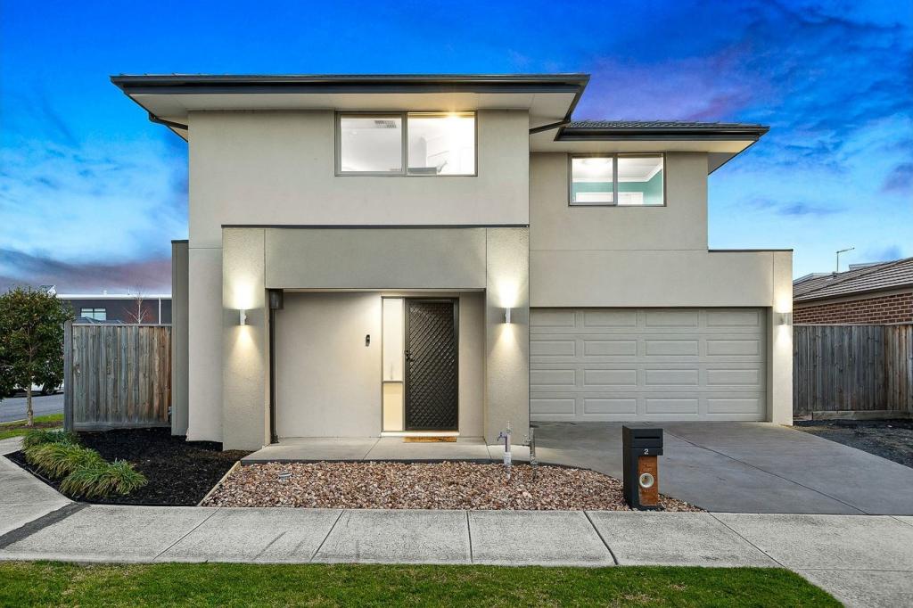 2 Maggie St, Cranbourne East, VIC 3977
