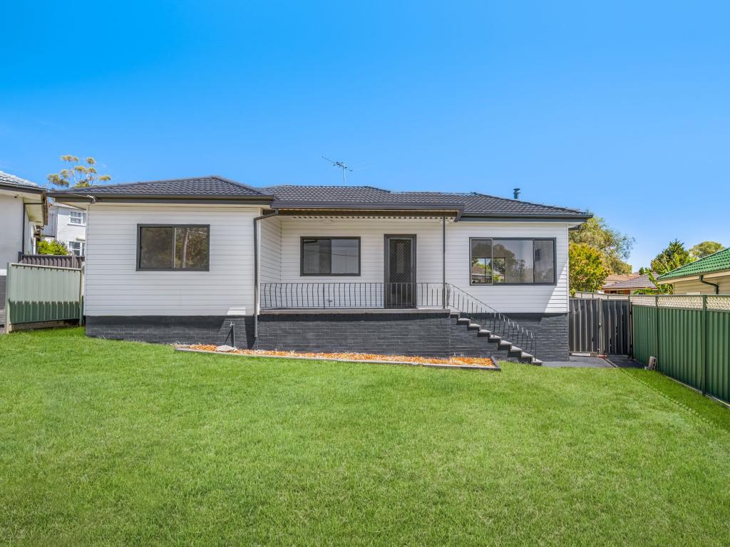 5 Coraki Ave, Campbelltown, NSW 2560