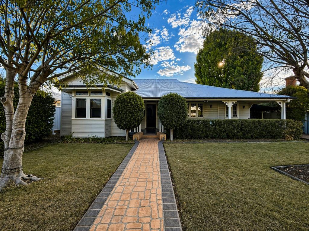 71 Boston St, Moree, NSW 2400