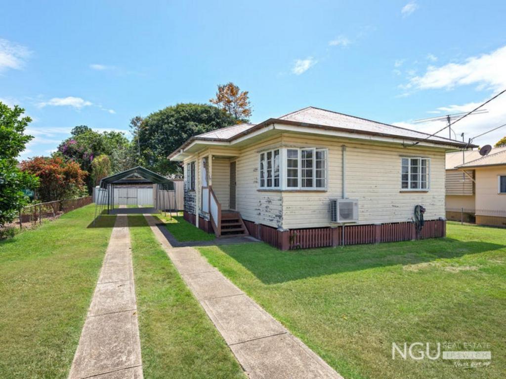 8 Adam St, One Mile, QLD 4305