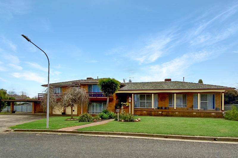 13 Brenner St, Forbes, NSW 2871
