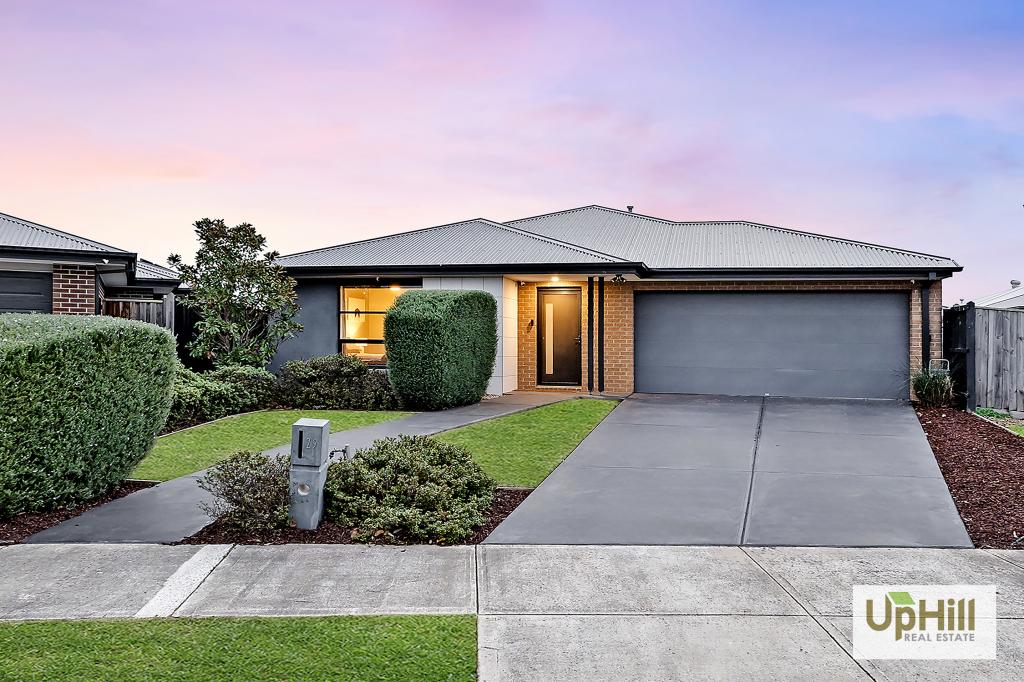 29 Ayredale St, Clyde, VIC 3978