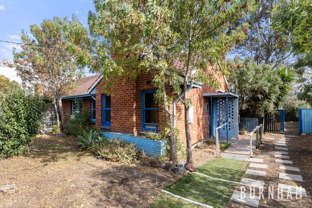 9 TRELOAR CRES, BRAYBROOK, VIC 3019