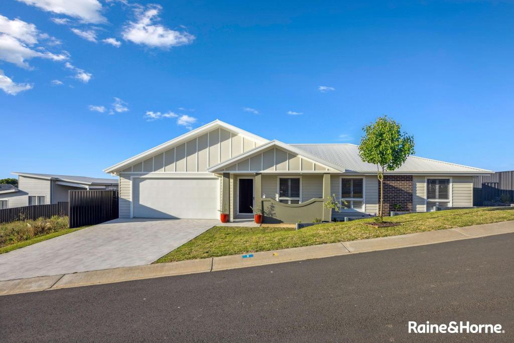 9 Grimston Cct, Goulburn, NSW 2580