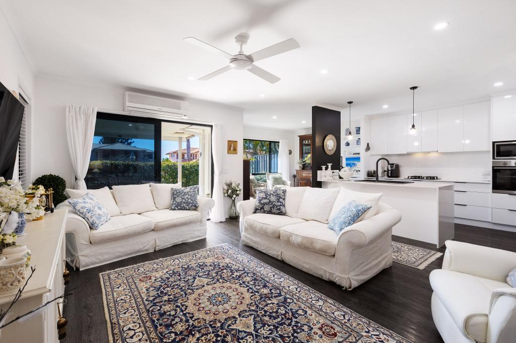 30/136 Palm Meadows Dr, Carrara, QLD 4211