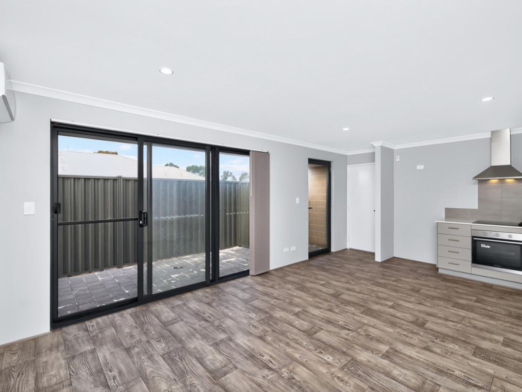25b Peregrine Rd, Eglinton, WA 6034