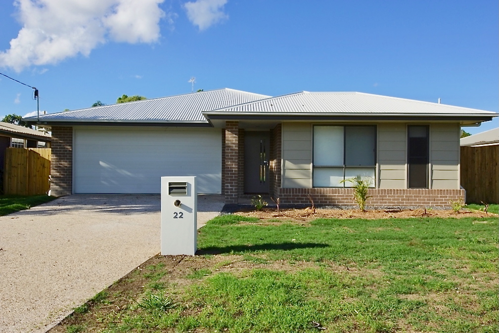 22 Cunningham St, Oakey, QLD 4401