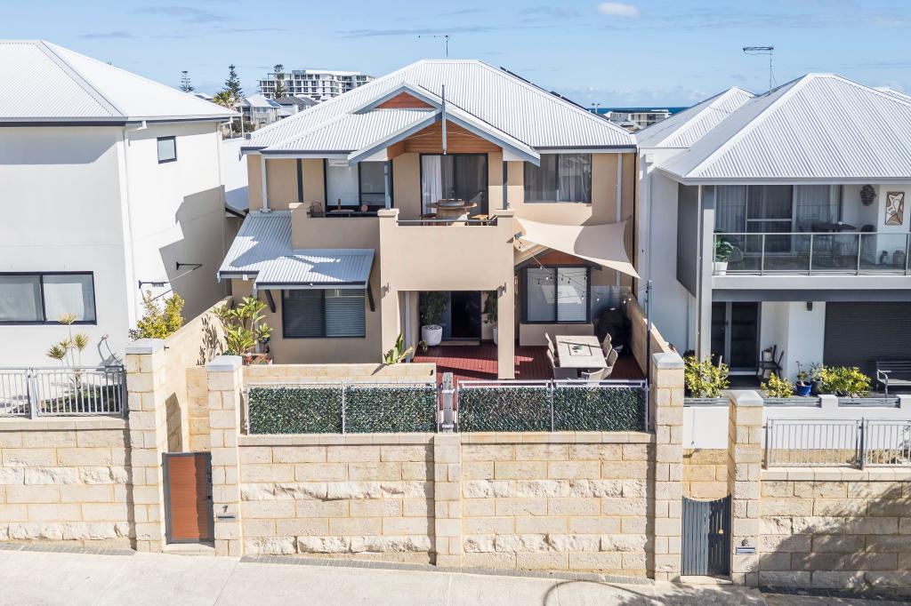 7 Penzance Tce, Mindarie, WA 6030