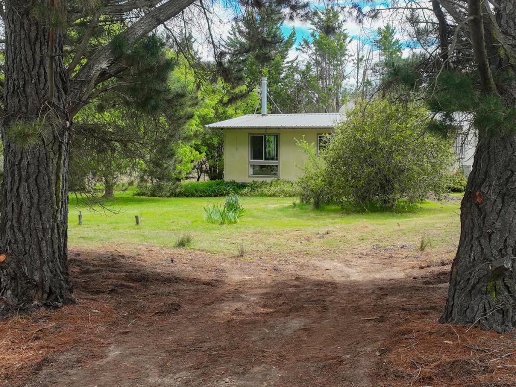213 Bundong Lane, Lake Bathurst, NSW 2580