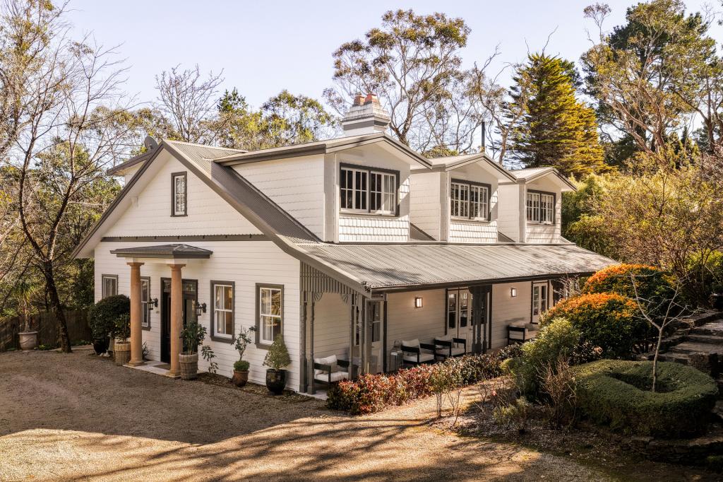 12a Northcote Rd, Leura, NSW 2780