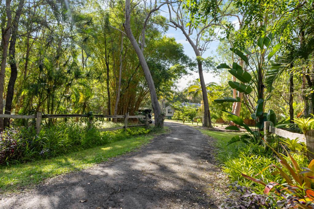 727 Mckinnon Dr, Cooroibah, QLD 4565