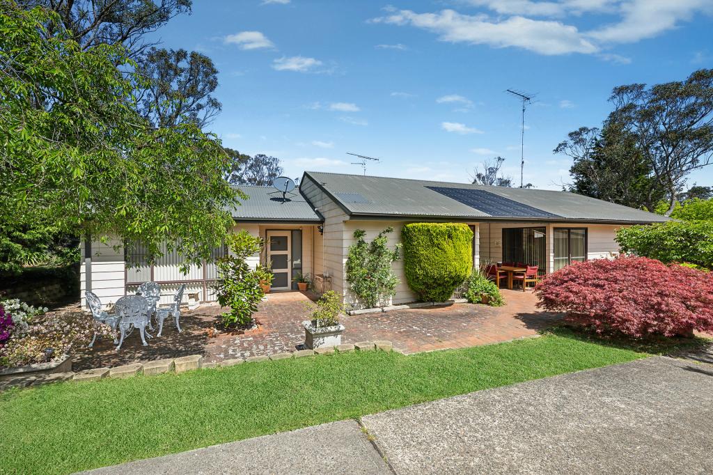 23 Shortland St, Wentworth Falls, NSW 2782