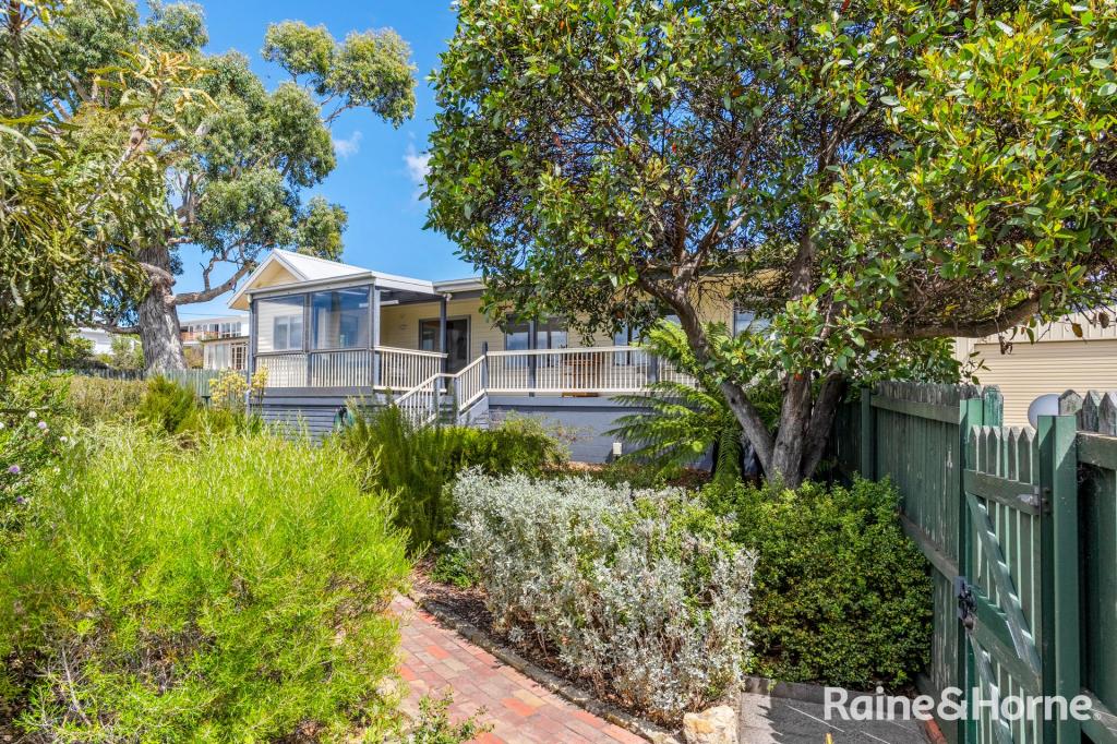 6 Sunny Ave, Blackmans Bay, TAS 7052