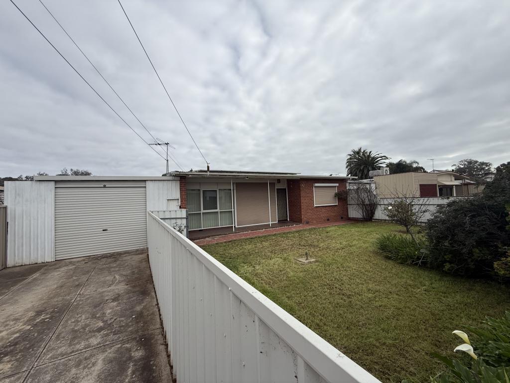 11 Taylor St, Parafield Gardens, SA 5107