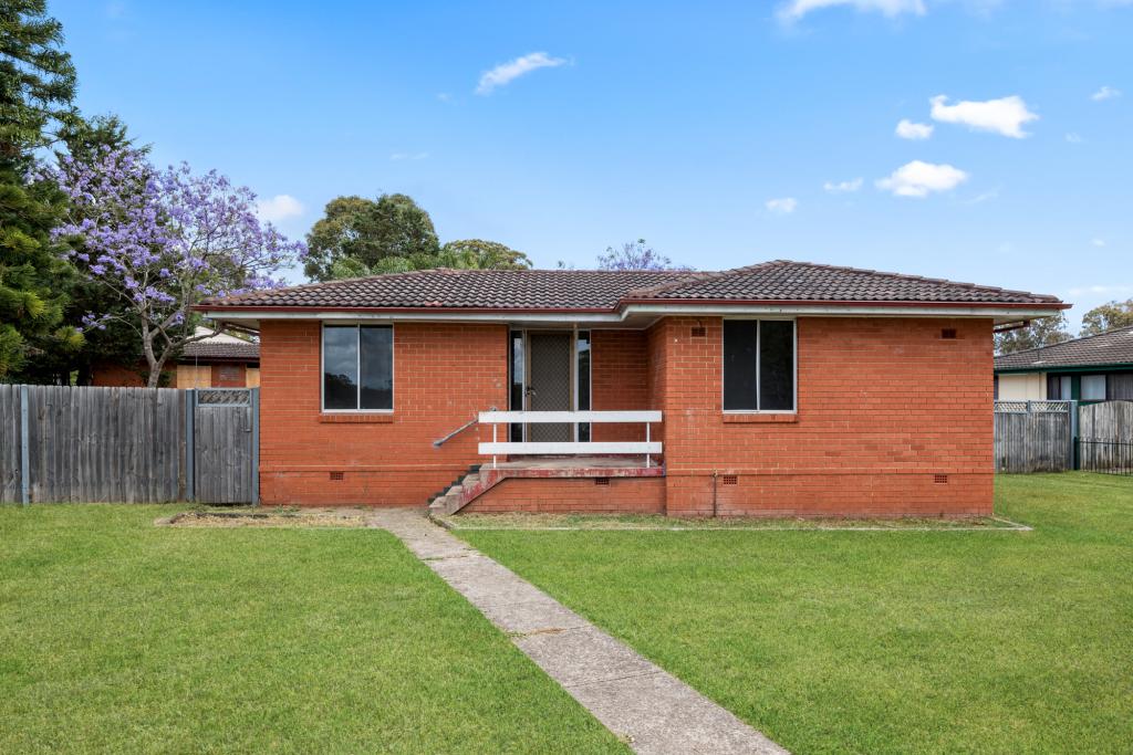 24 Peppin Cres, Airds, NSW 2560