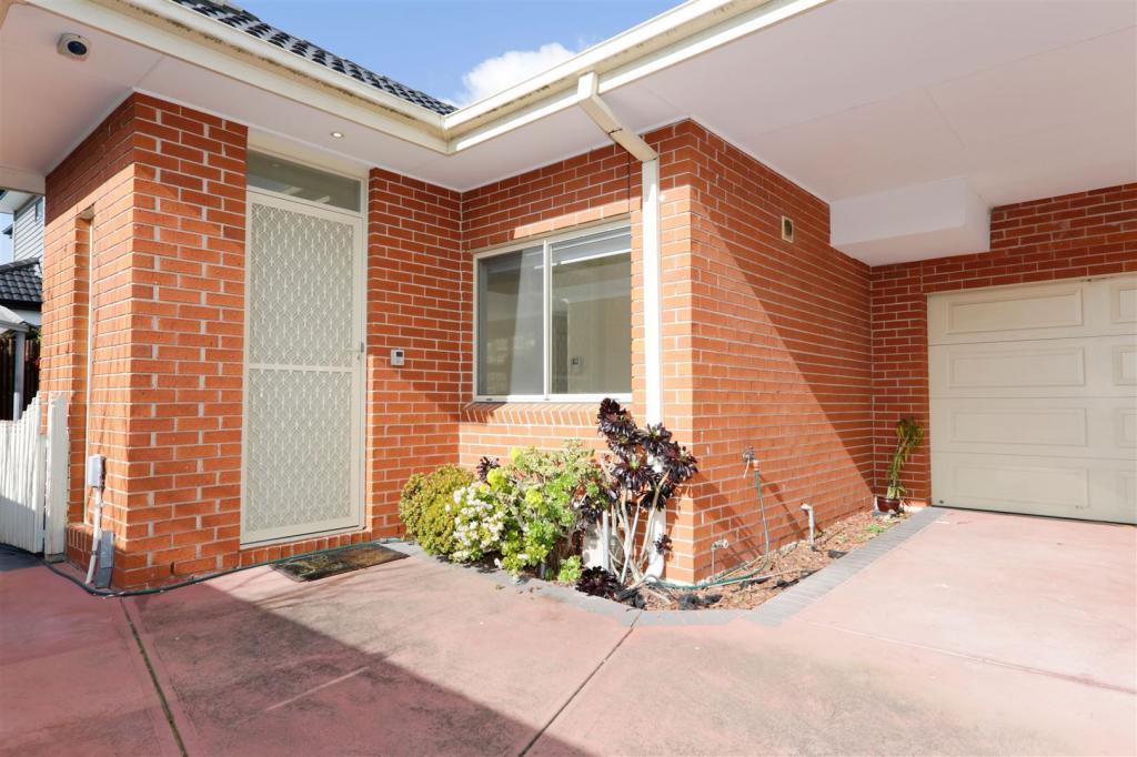 2/19 THIRD ST, CLAYTON SOUTH, VIC 3169