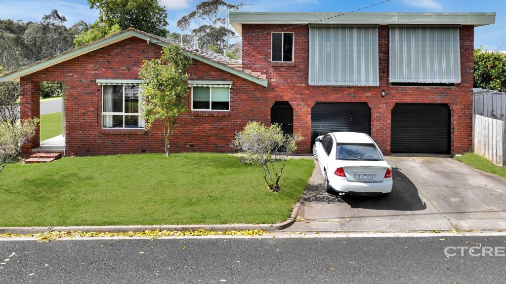 8 Wirra Mirra Dr, Wurruk, VIC 3850