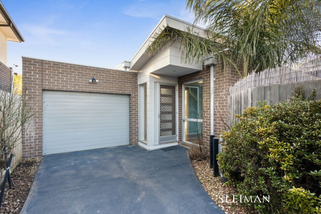 2/12 Clarendon St, Maidstone, VIC 3012