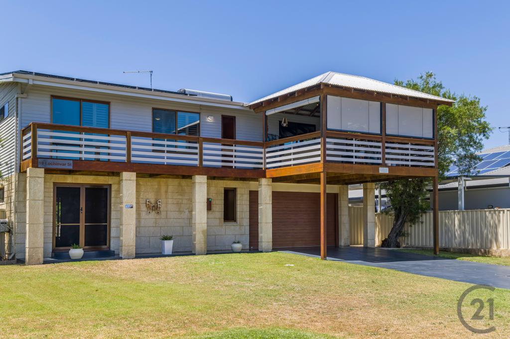 19 Lochinvar St, Madora Bay, WA 6210