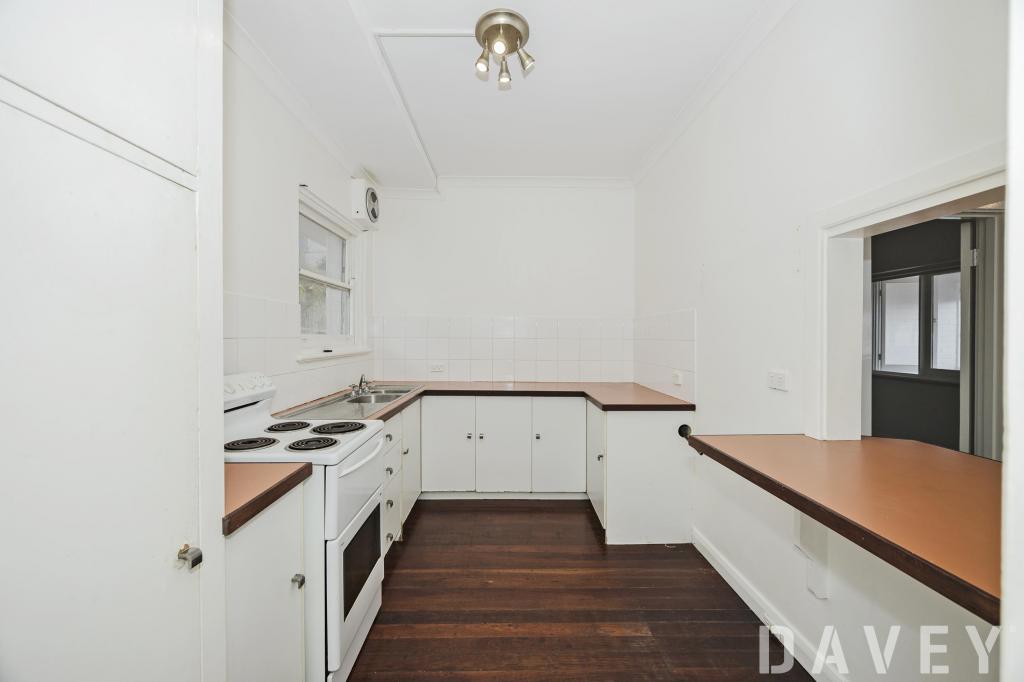 2/204 WEST COAST HWY, SCARBOROUGH, WA 6019