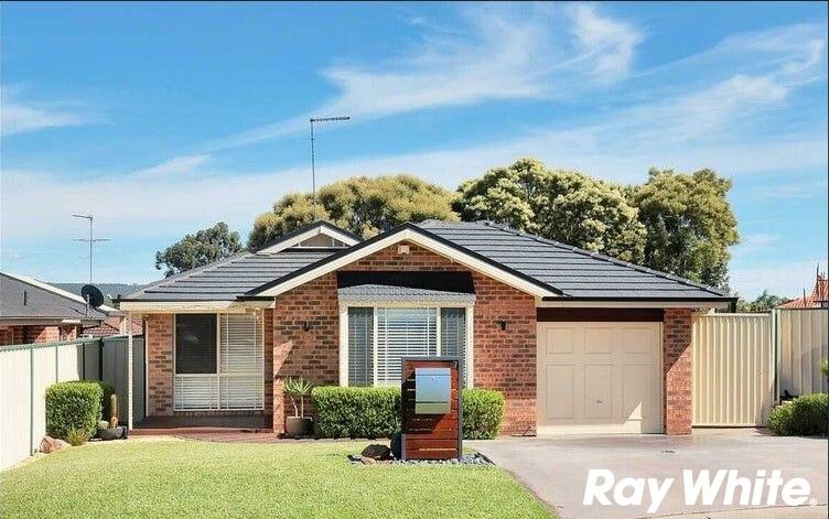 7 Paperbark Cl, Glenmore Park, NSW 2745