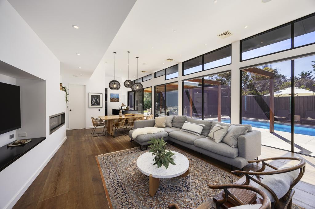 4 Pearse Rd, Blairgowrie, VIC 3942