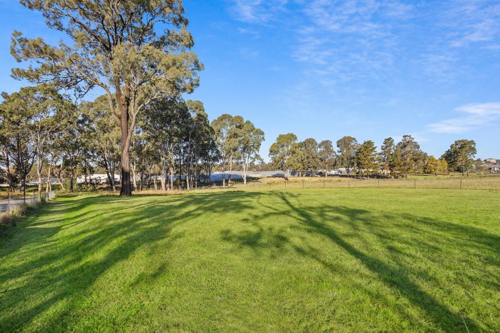 71 Rita St, Thirlmere, NSW 2572