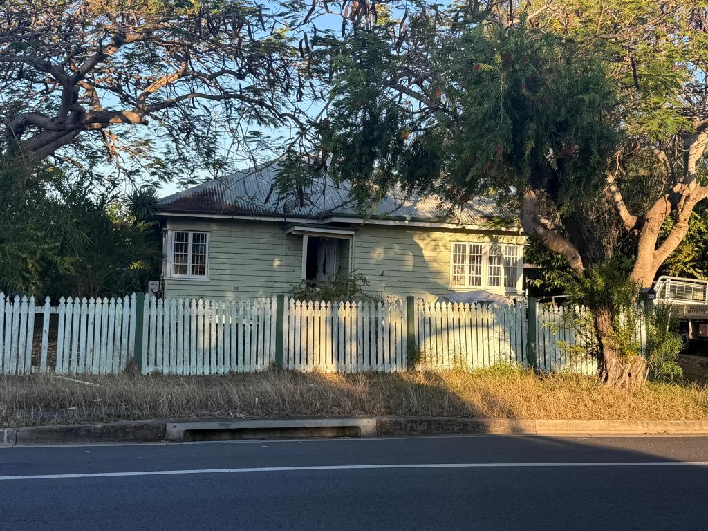 22 Hollingsworth St, Kawana, QLD 4701