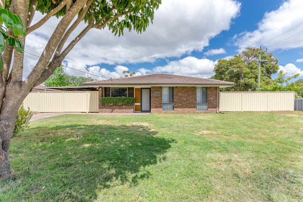 1 Cohuna Dr, Armadale, WA 6112