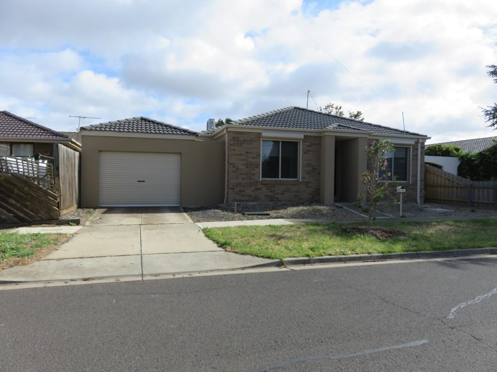 64 Grace St, Melton South, VIC 3338